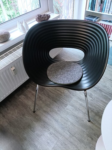 Vitra tom vac - tom,